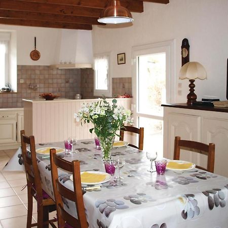 3 Bedroom Awesome Home In Lézardrieux エクステリア 写真